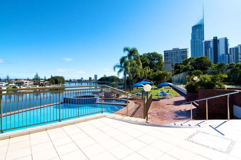 Silverton Apartment Resort Surfers Paradise Голд-Кост Екстер'єр фото